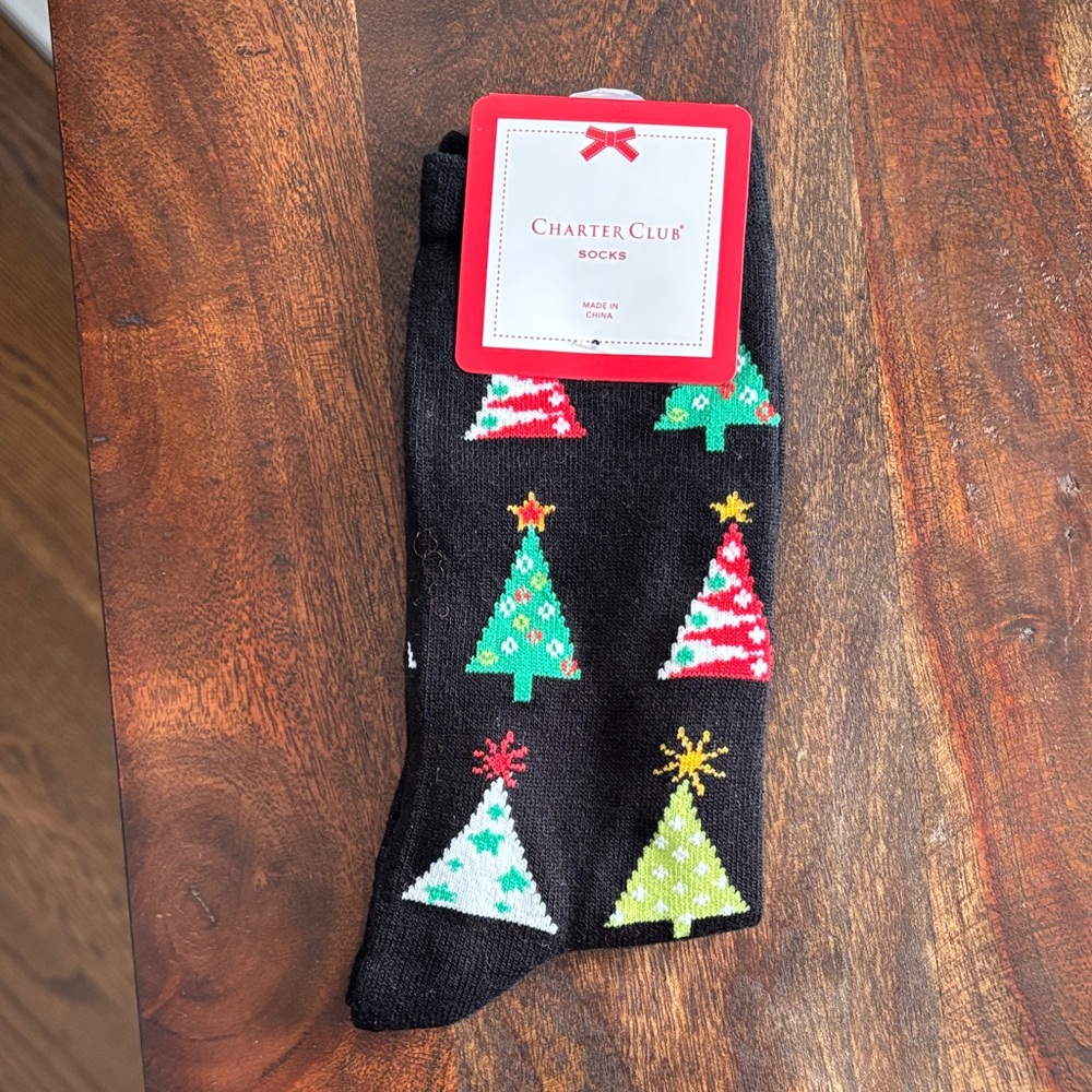 Charter Club Men's Festive Black Socks with Christmas Trees